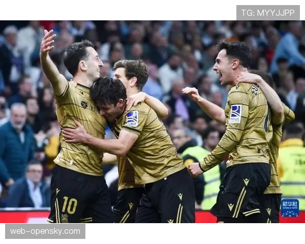 即时战报：维尼修斯边路突破造点，皇家马德里主场1-0领先那不勒斯